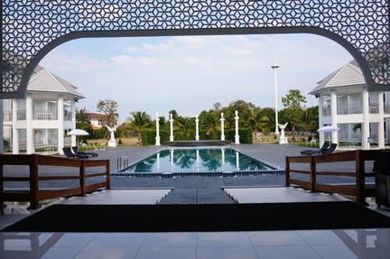 Pool at The White House in Tak