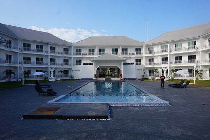 Pool at White House in Tak