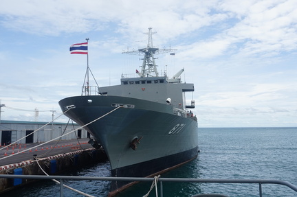 Big support ship