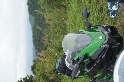 h2 with a view