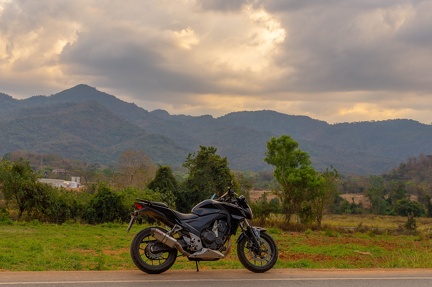 CB500F with Mountains in the background