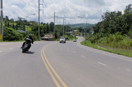 Winding roads with BMW S1000XR