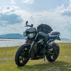 Khao Kho with the Street Triple